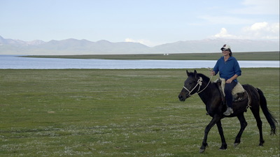 Horseback riding in Son-Kol